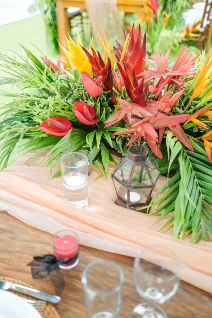 Tropical Dinner Centerpiece