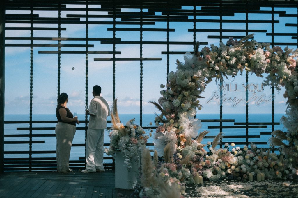 Alila Villas Uluwatu wooden architecture and florals