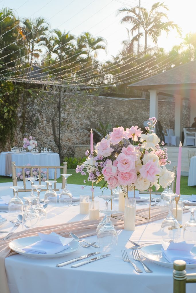 [Creamy white flowers with pastel accents]